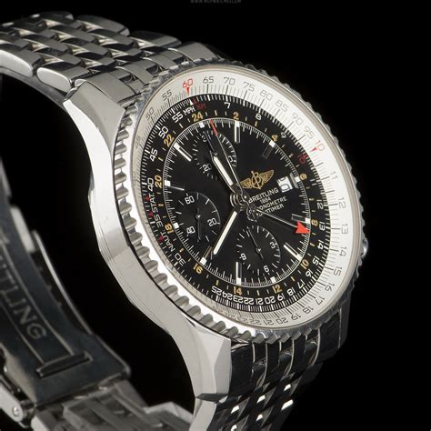 Breitling Navitimer World A24322 .